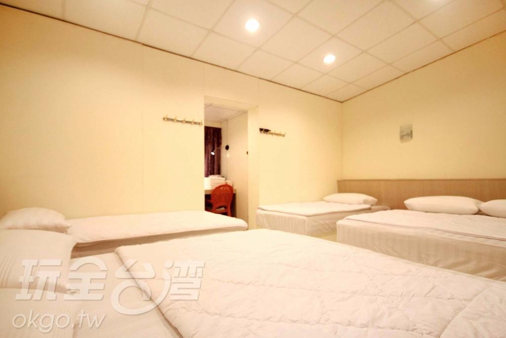 Sun Moon Star Hostel Budai Bagian luar foto
