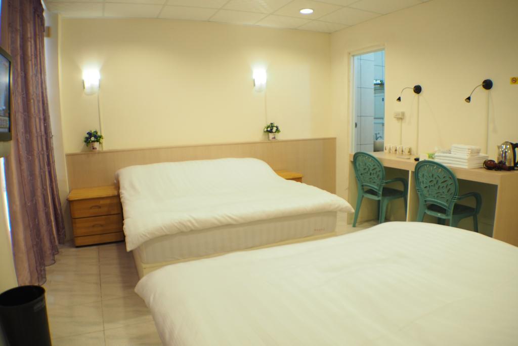 Sun Moon Star Hostel Budai Bagian luar foto